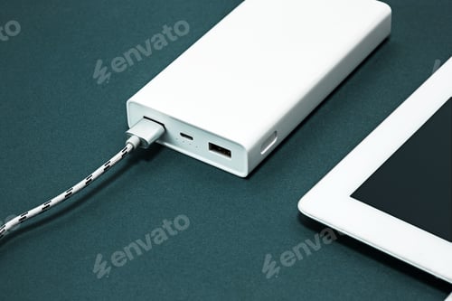 Preview: Power bank and laptop