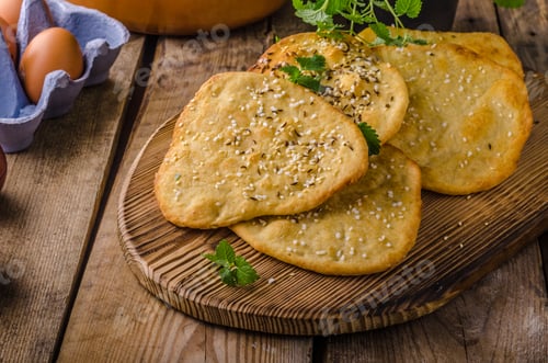 Preview: Homemade crackers, baked in oven