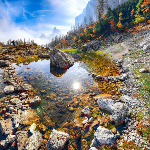 Preview: Wonderfull autumn view of Lake Federa in Dolomites