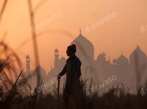 Preview: Taj Mahal at sunrise on the Yamuna River