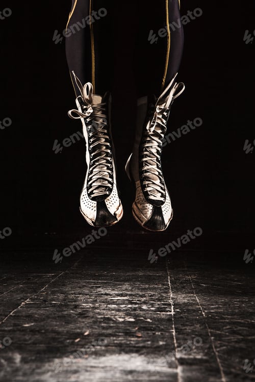 Preview: The Legs Of Muscular Man With Skipping Rope