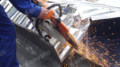Preview: Cutting steel heavy industry by electric flex.