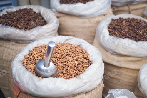 Preview: pistachios nuts selling at local market in turkey