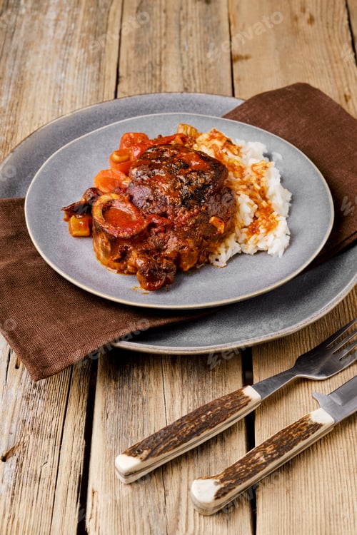 Preview: Overhead view of plate with ossobuco