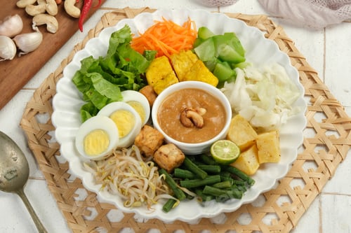 Preview: Gado Gado Indonesian Mix vegetables Salad from Boiled or Steam Vegetable Served with Peanut Sauce.