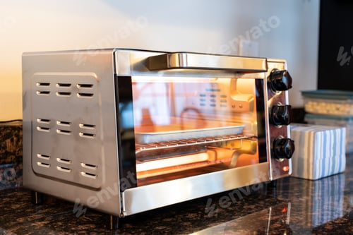 Preview: Stainless steel toaster oven in the kitchen countertop