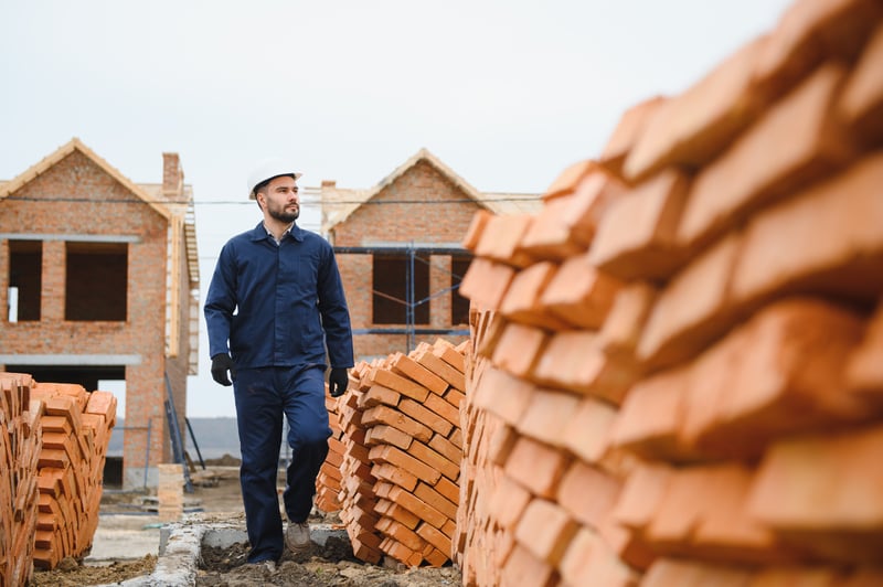 Building Contractor in 522 Bloxwich road, Walsall, WS3 2XE