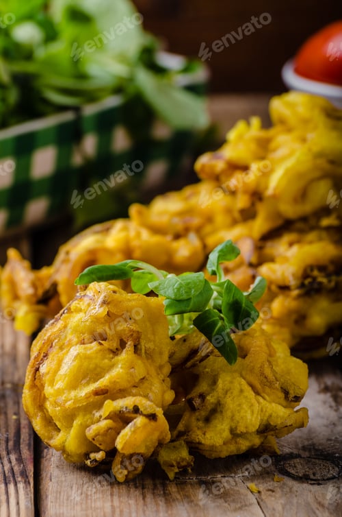 Preview: Crispy Onion Bhaji