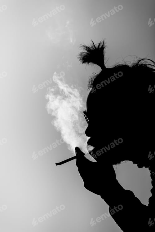 Preview: Black silhouette of smoking men