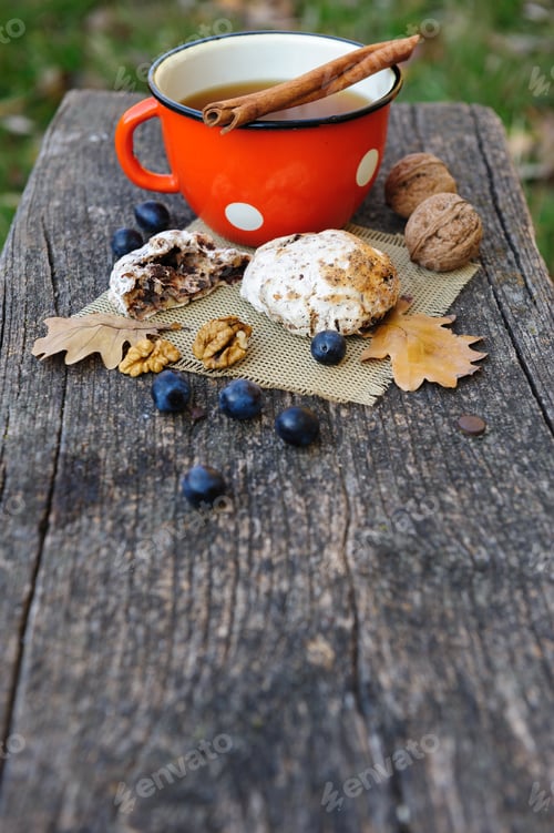 Preview: Romantic autumn still life