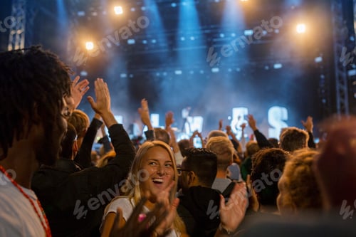 Preview: Friends having fun at music concert
