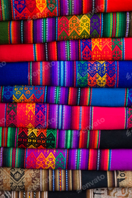Preview: Colorful traditional peruvian fabrics on the market
