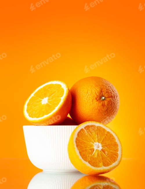 Preview: Fresh orange fruits