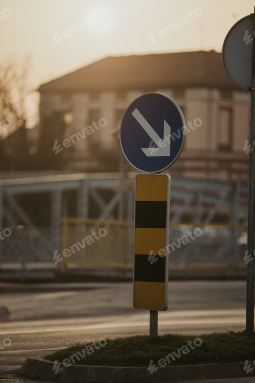 Preview: Closeup shot of a traffic sign on the street