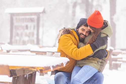Preview: Couple relaxing on winter vacation in the mountains