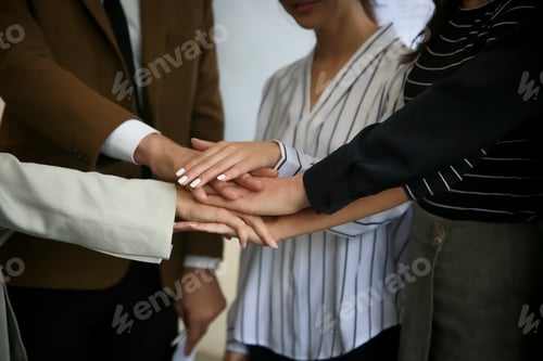 Preview: Team Unity Close Up