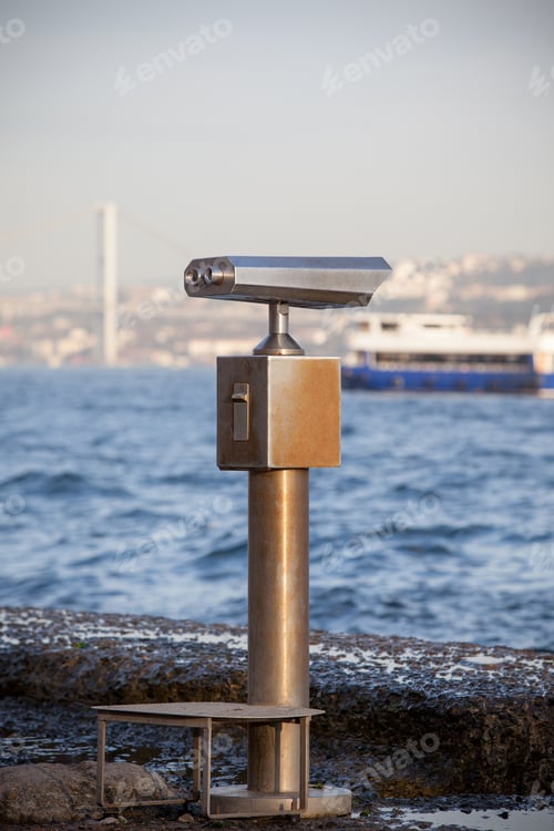 Preview: Telescope overlooking for the sea