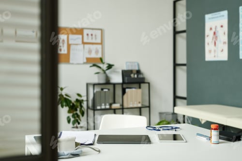 Preview: White desk of general practitioner