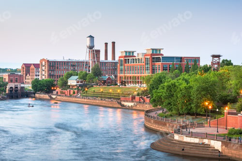 Preview: Columbus, Georgia, USA downtown skyline on the Chattahoochee Riv