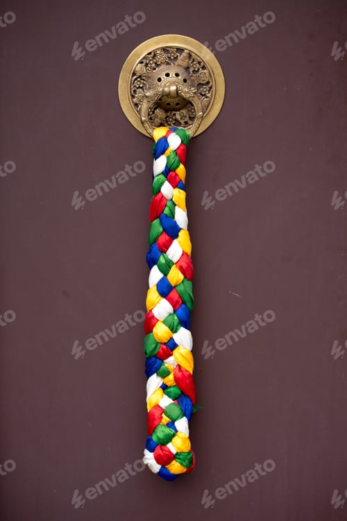 Preview: Fragment of a door , handle