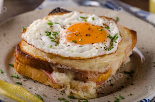 Preview: Croque madame sandwich, delish food