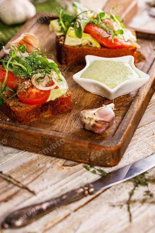Preview: Canapes or sandwiches with smoked salmon