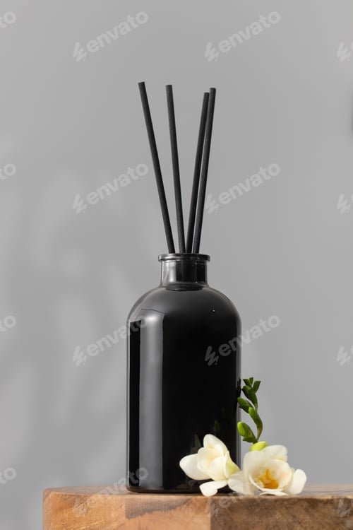 Preview: Black glass diffuser with the scent of flowers. The concept of home comfort, perfumes for the room.