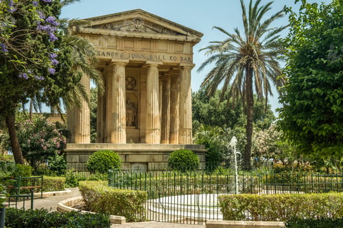 Preview: Lower Barrakka gardens in Valletta.