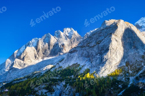 Preview: Mountain scenery in the Swiss Alps. Mountains peaks. Natural landscape.
