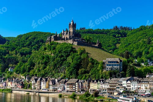 Preview: Town of Cochem with the imperial Castle. Historic european castle