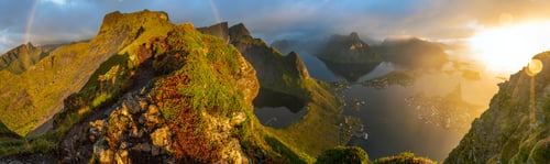 Preview: View from above of the village of Reine in the Lofoten Islands.