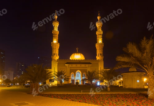 Preview: Altaqwa Mosque at night, Sharjah, United Arab Emirates