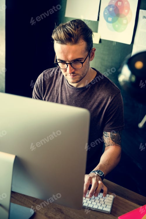 Preview: Man Busy Photographer Editing Home Office Concept
