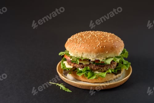 Preview: Vegetarian burger with bean patty