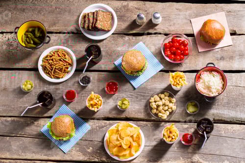 Preview: Crackers with chips and burgers.