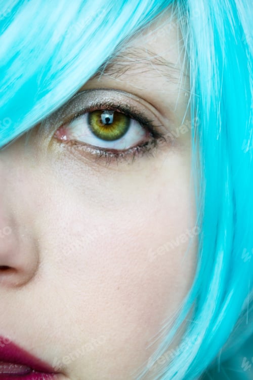 Preview: Close up of a real green eye