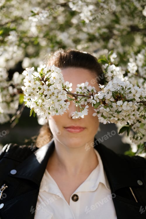 Preview: Closeness to nature, sensitive towards environment. Staying connected to nature, happiness