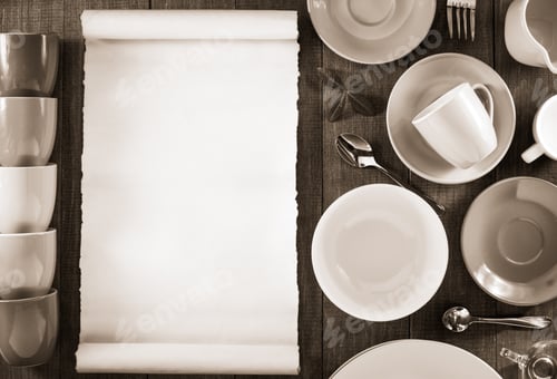 Preview: ceramic dishes set on wood