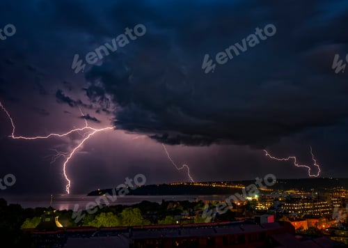 Preview: powerful lightning