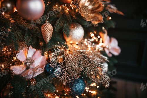 Preview: luxury decorated black gold christmas tree
