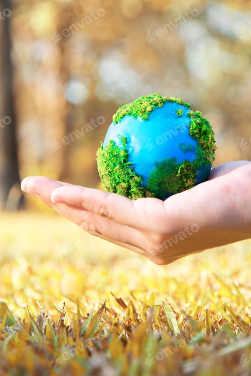 Preview: Earth in Hands