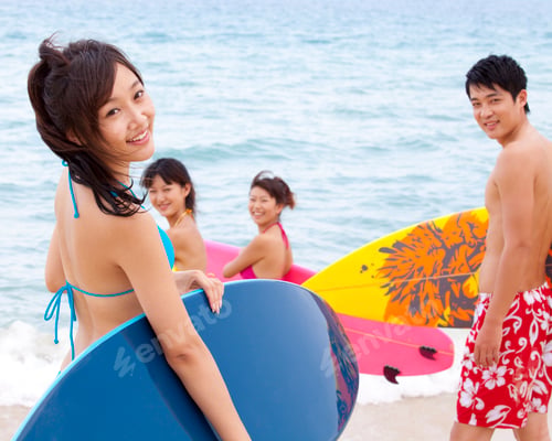 Preview: Friends ready to surf