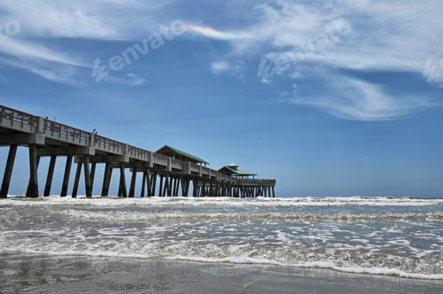 Preview: Pier and surf at Folly Beach SC