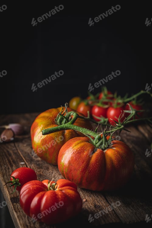 Preview: Mix colorful tomatoes