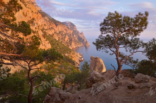 Preview: Evening in the mountains near the sea