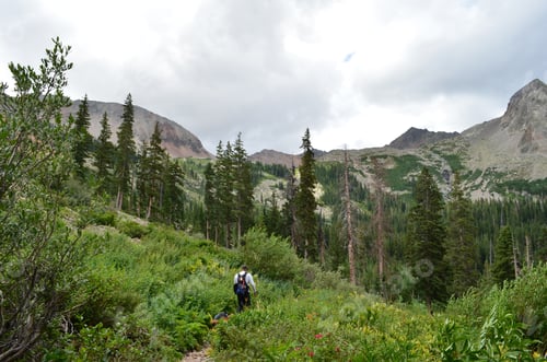Preview: Hiking in Colorado outside Telluride