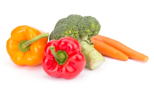 Preview: Fresh vegetables: brocolli, bell peppers, carrot, onion isolated on white background