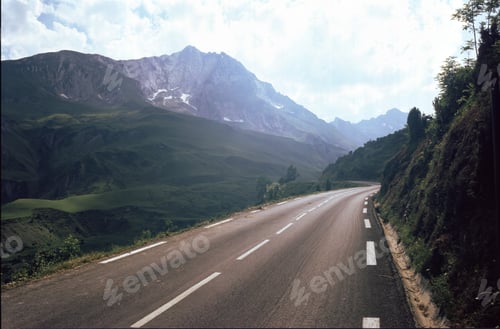 Preview: Mountain landscape along the road to Aubisque pass, France