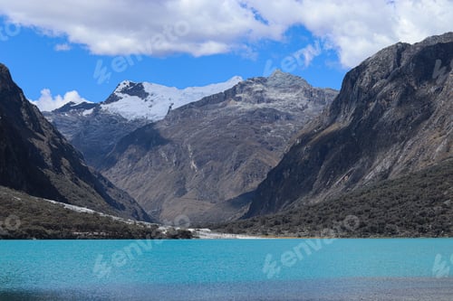 Preview: Beautiful shot of Llanganuco Lakes surrounded by mountains