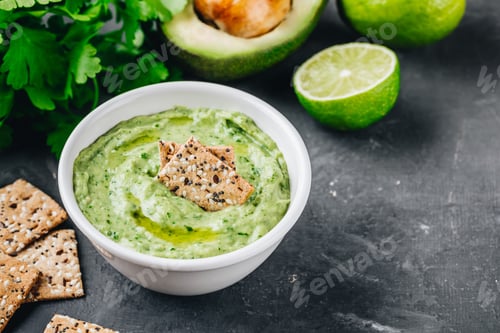 Preview: Avocado dip with cilantro and lime